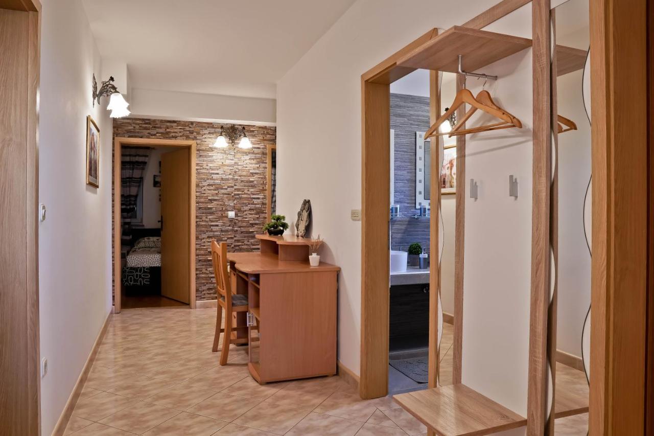 Apartment Suncica Pula Eksteriør billede