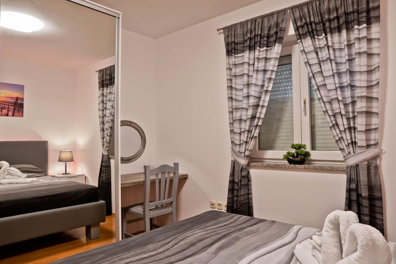 Apartment Suncica Pula Eksteriør billede